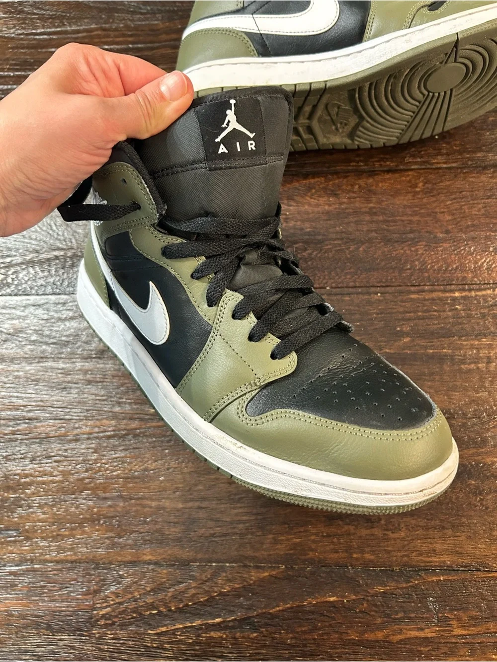 Nike Air Jordan 1 Mid Black White Medium Olive DQ8426-092- Sequoia